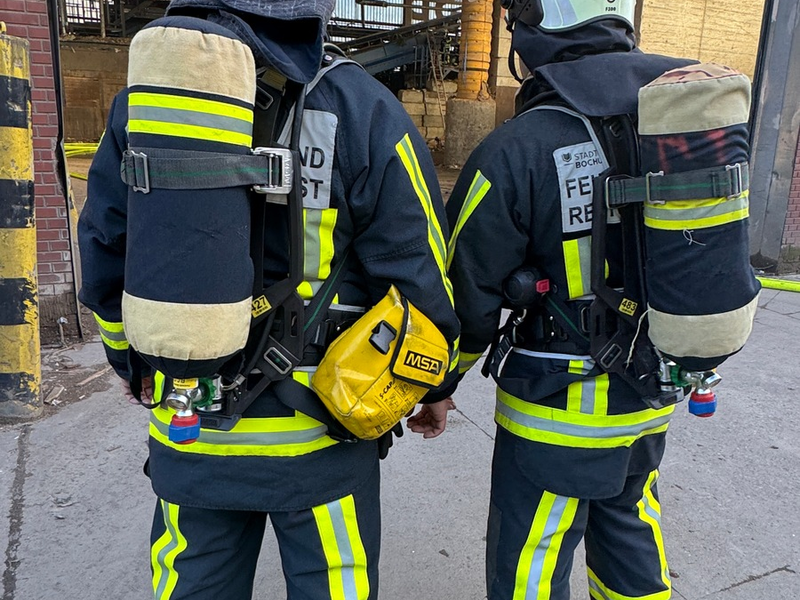 FW-BO: Brand in einem Sperrmüllschredder - Foto: presseportal.de