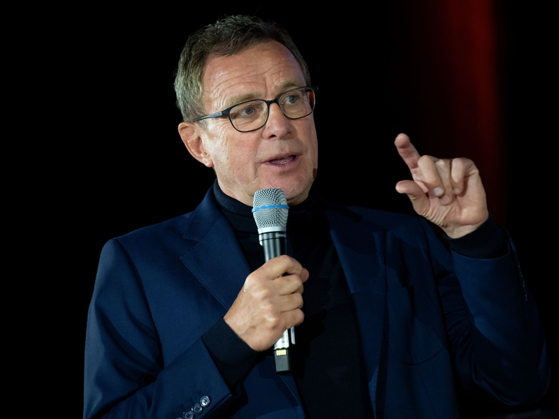 Ralf Rangnick soll sich laut einem Medienbericht mit den BVB-Bossen Hans-Joachim Watzke und Lars Ricken getroffen haben.  - Foto: Sven Hoppe/dpa