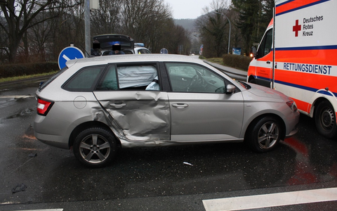 LPI-J: Abgebogen ohne Beachtung des Gegenverkehrs - Foto: presseportal.de