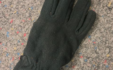 POL-ST: Greven, herrenloser Rollator am Laumanns-Damm aufgefunden, Polizei sucht mit Fotos nach Eigentümer - Foto: presseportal.de