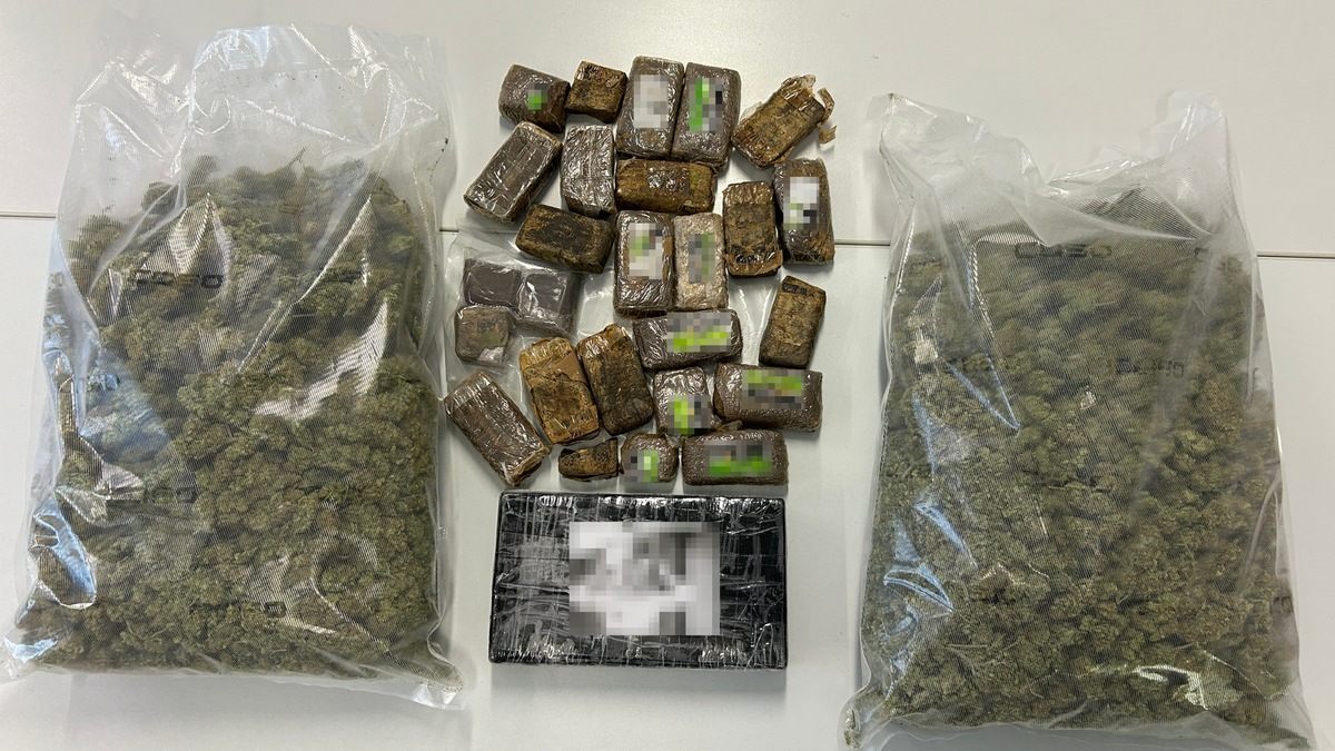 ZOLL-S: Gemeinsame Pressemitteilung der Staatsanwaltschaft Stuttgart und des Zollfahndungsamts Stuttgart / Kiloweise Drogen sichergestellt und mehrere Tatverdächtige festgenommen. - Foto: presseportal.de