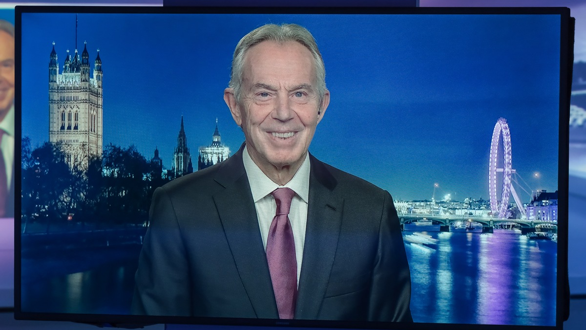 Tony Blair bei „maischberger“: Regierungen müssen technologischen Wandel nutzen – aber IT-Unternehmen auch regulieren - Foto: presseportal.de