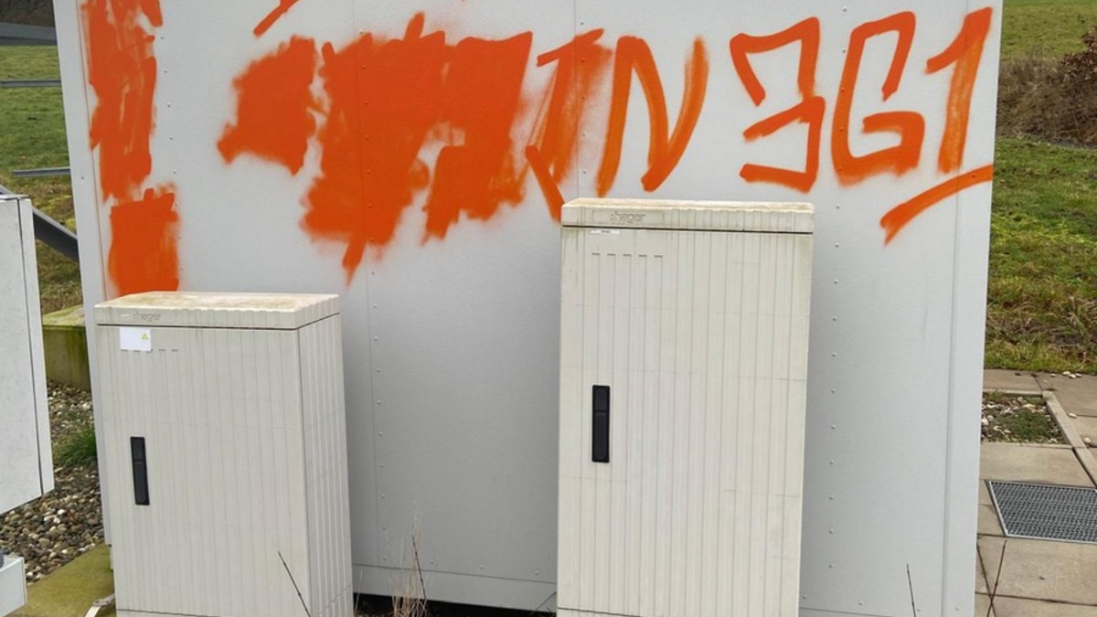 POL-OH: Einbruch in Wohnhaus - Sachbeschädigung an Schulgebäude - Zeugenaufruf nach Sachbeschädigungen durch Graffiti - Foto: presseportal.de