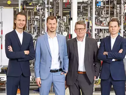 E-Fuel-Produzent INERATEC schließt Finanzierungsrunde über 70 Millionen Euro mit der Europäischen Investitionsbank und Breakthrough Energy Catalyst ab - Foto: presseportal.de
