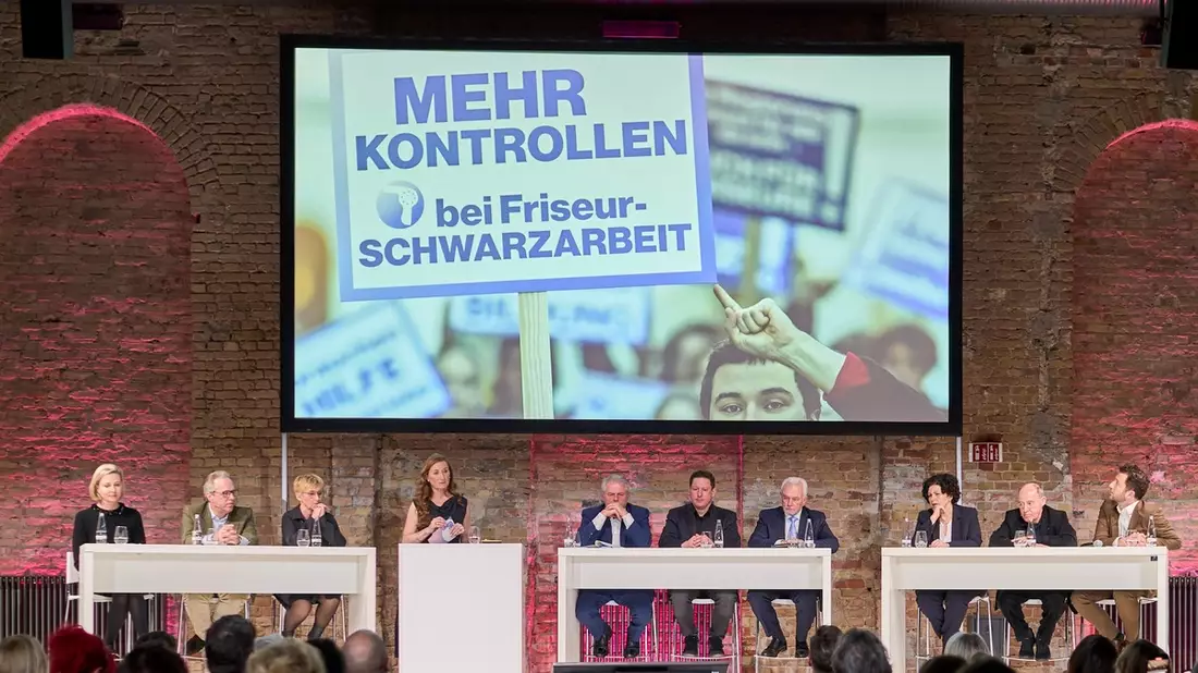 Friseure geeint - Politik hört zu, bleibt aber unkonkret - Bild: presseportal.de
