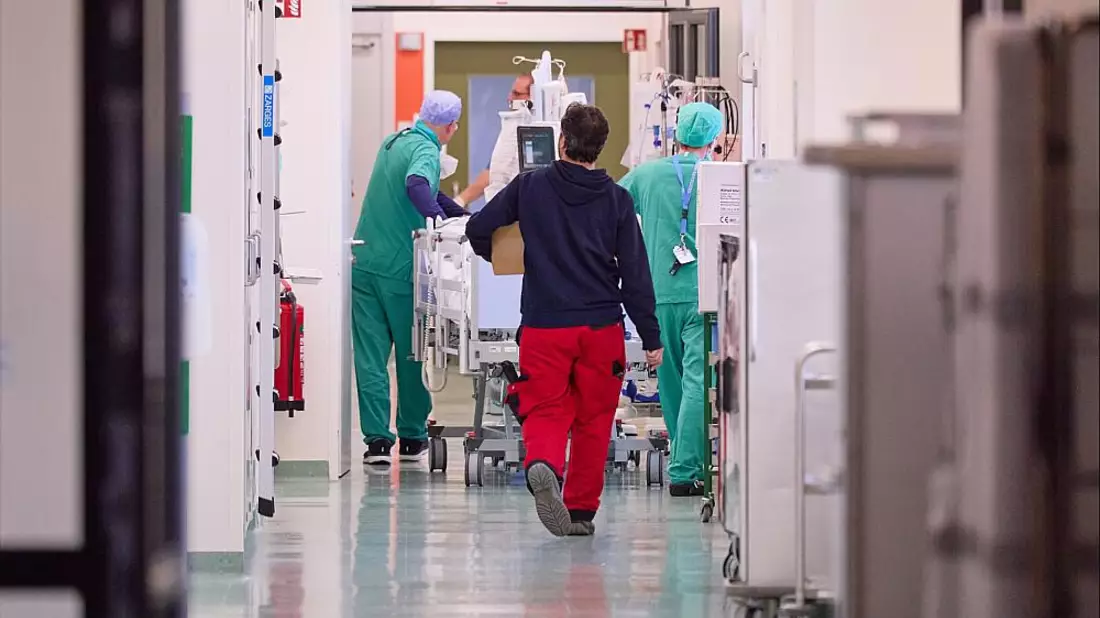 Medizinisches Personal in einem Krankenhaus (Archiv) - Bild: über dts Nachrichtenagentur