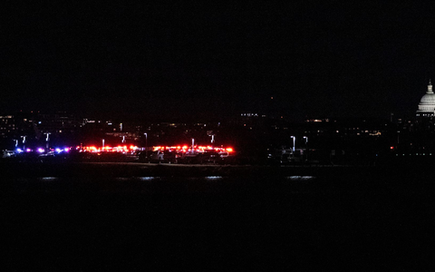 Der Flughafen DCA ist ein Drehkreuz der US-Hauptstadt.  - Foto: Kevin Wolf/AP/dpa