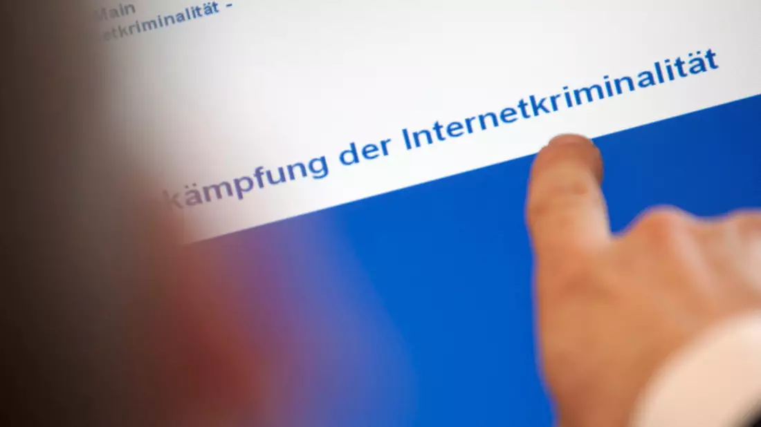 Mehr als 10 Millionen Nutzer sollen auf den Plattformen registriert gewesen sein. (Archivbild)  - Bild: Frank Rumpenhorst/dpa