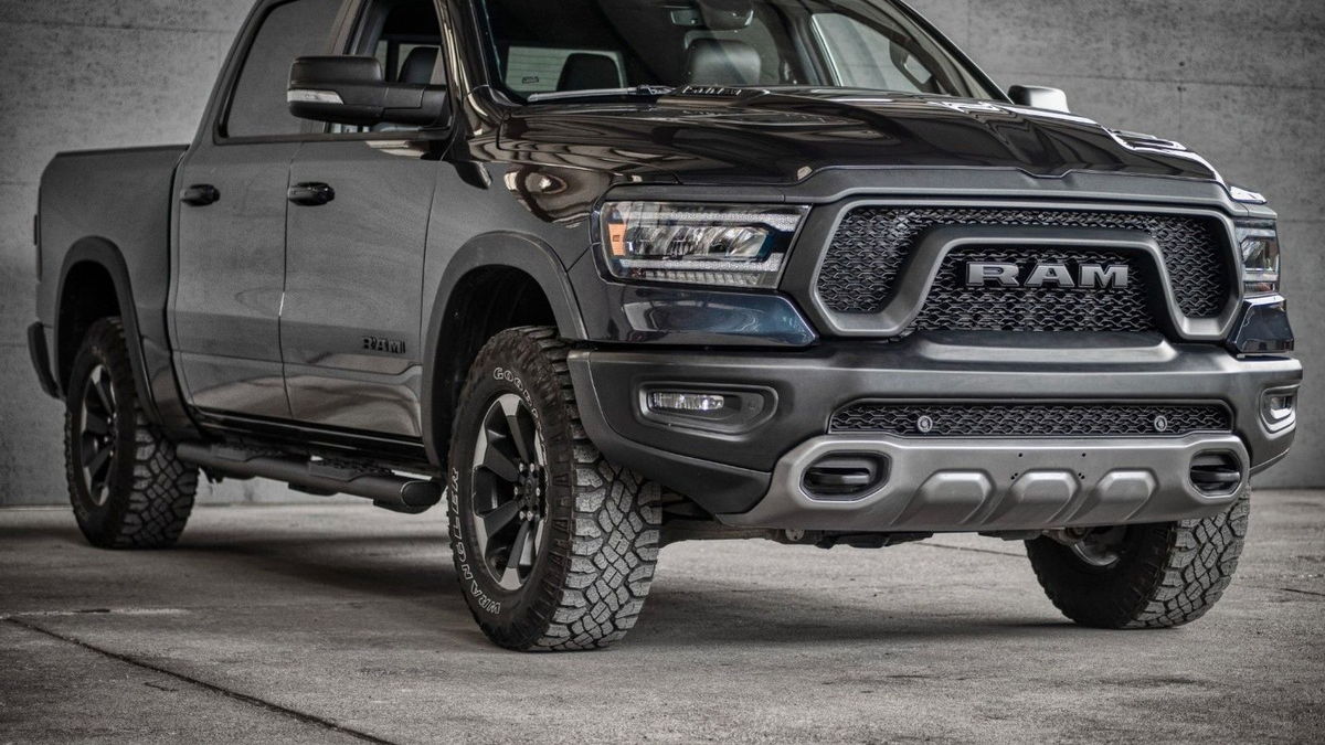 POL-PPWP: Hochwertiger Pick-up gestohlen - Foto: presseportal.de