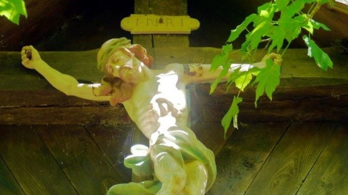 POL-KN: (Gütenbach, Schwarzwald-Baar-Kreis) Handgeschnitzter Jesus-Korpus entwendet - Polizei bittet um Hinweise (07.01.2025) - Foto: presseportal.de