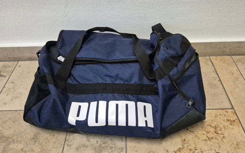 POL-MR: Marburg- Michelbach: Wer vermisst die abgebildete Sporttasche? - Foto: presseportal.de