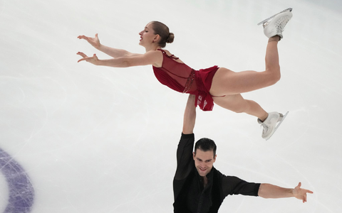 Nach dem EM-Coup warten auf Minerva Hase und Nikita Wolodin schon die nächsten Herausforderungen. - Foto: Sergei Grits/AP/dpa