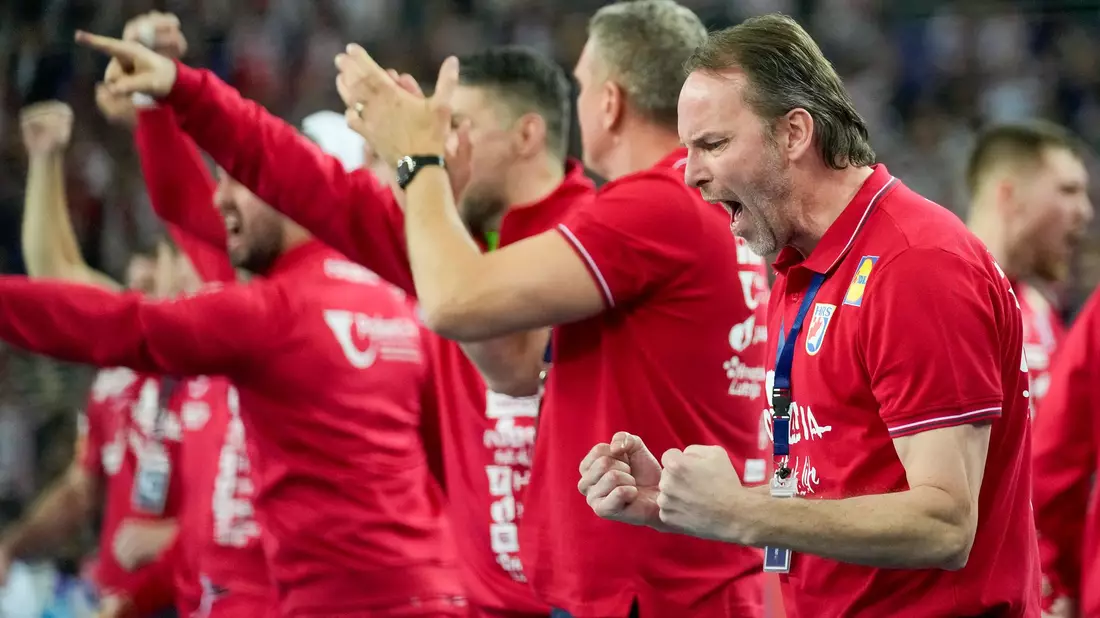 Marin Jelinic spielt mit Kroatien um die Goldmedaille bei der WM.  - Bild: Darko Bandic/AP/dpa