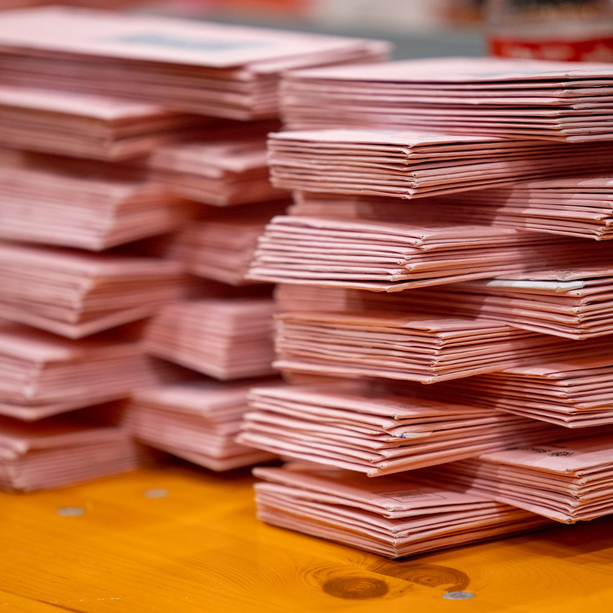 Briefwahl wird immer beliebter. (Archivbild) - Foto: Thomas Banneyer/dpa