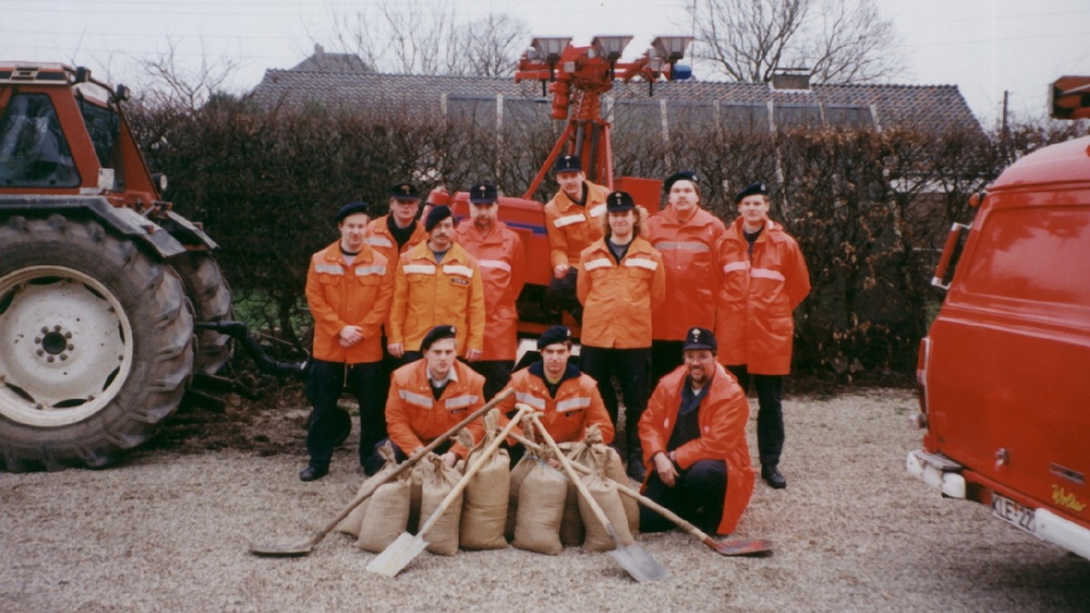 FW-KLE: Hochwasser am Rhein vor 30 Jahren - Die Löschgruppe Düffelward erinnert sich - Foto: presseportal.de