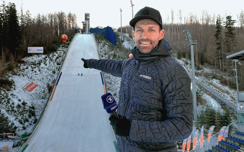 Maxi (13) und Sven Hannawald kommentieren Weltcup-Skispringen-Qualifikation / Kinder für Berichterstattung zum UEFA Women's Nations League-Spiel gesucht / GER vs. SCO live am 8. April bei KiKA - Foto: presseportal.de