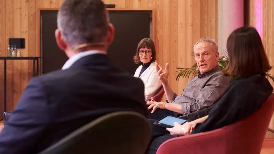 #SymbadischDemokratisch / Christian Streich und Unternehmen reden Klartext: Demokratie braucht Engagement - von allen! - Bild: presseportal.de