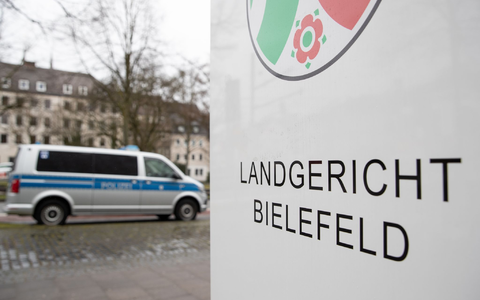 Mit einem starken Aufgebot an Polizeikräften hat am Landgericht Bielefeld der Prozess um den gewaltsamen Tod eines Profiboxers begonnen. (Archivbild) - Foto: Friso Gentsch/dpa Mit einem starken Aufgebot an Polizeikräften hat am Landgericht Bielefeld der Prozess um den gewaltsamen Tod eines Profiboxers begonnen. (Archivbild) - Foto: Friso Gentsch/dpa