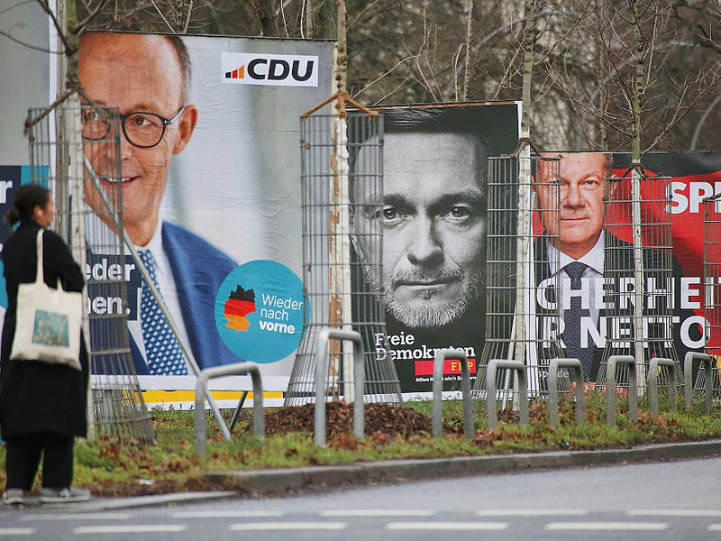 Wahlplakate mit Friedrich Merz, Christian Lindner und Olaf Scholz am 28.01.2025 - Foto: über dts Nachrichtenagentur