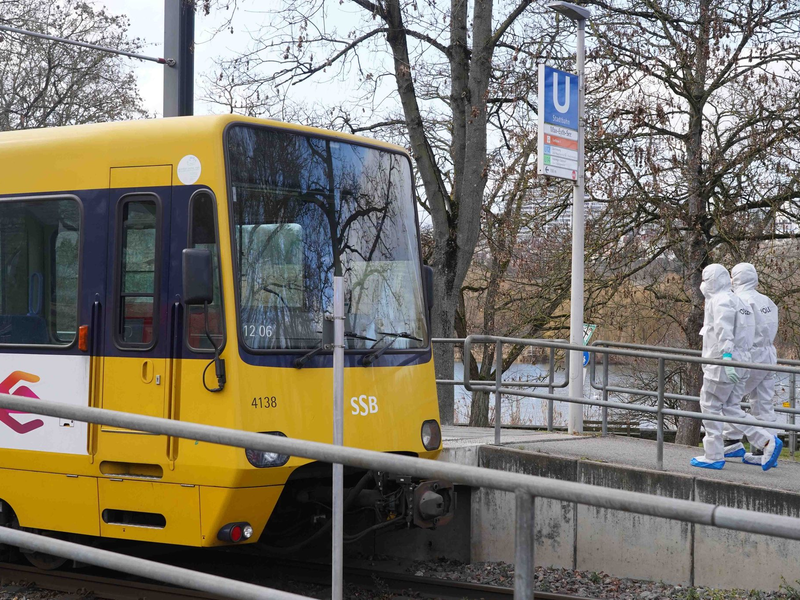Ein Zwölfjähriger ist bei einem Unfall mit einer Straßenbahn tödlich verletzt worden. - Foto: Andreas Rosar/dpa