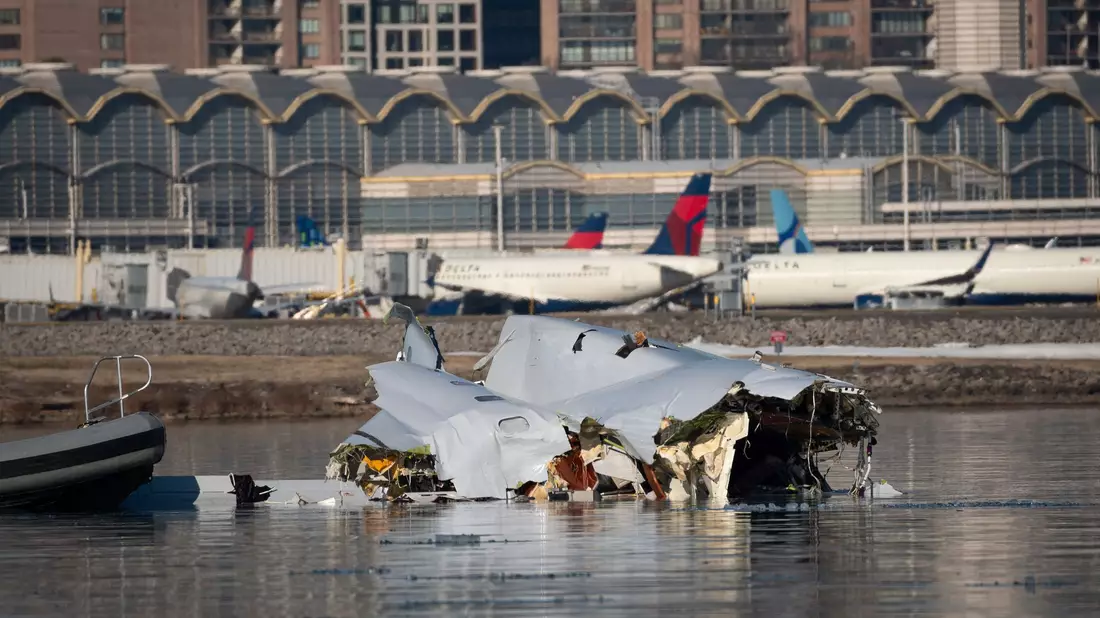 Die US-Luftfahrtbehörde nimmt die Hubschrauberrouten in Washington ins Visier.  - Bild: Petty Officer 1st Class Brandon/U.S. Coast Guard/AP/dpa