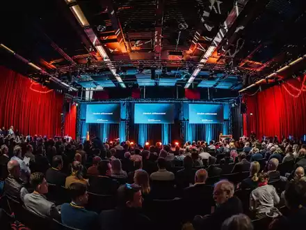 Der Cloud Unternehmertag 2025: Wie die Künstliche Intelligenz (KI) unser Arbeits- und Wirtschaftsleben verändert - Foto: presseportal.de