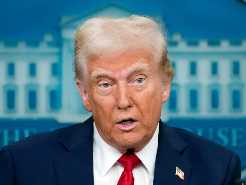 Die USA wollen ihre Angriffe auf die Huthi nach Angaben Trumps einstellen.  - Foto: Alex Brandon/AP/dpa