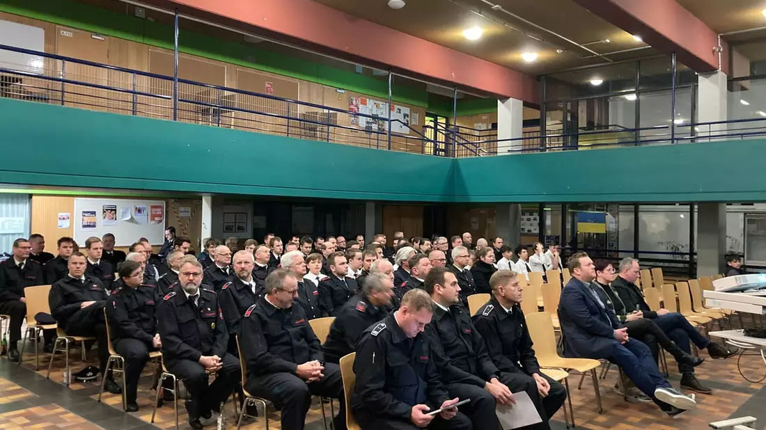 FW Tönisvorst: Generalhauptversammlung der Feuerwehr Tönisvorst: 353 Einsätze im vergangenen Jahr - Bild: presseportal.de