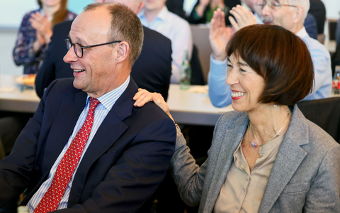 «Mein Mann hat mich immer komplett unterstützt», sagt Charlotte Merz über ihren Ehemann (Archivbild). - Foto: Christoph Reichwein/dpa