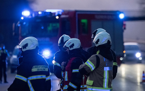 FW-MK: Brennender PKW auf der BAB 46 - Foto: presseportal.de