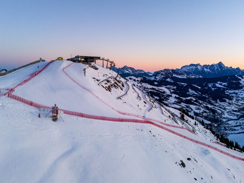Saalbach verspricht der Ski-Nation Österreich ein großes Spektakel. - Foto: Expa/Johann Groder/APA/dpa