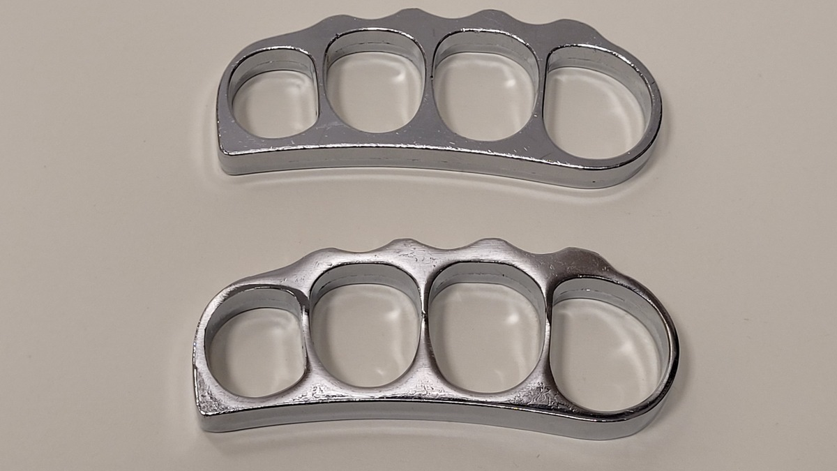 BPOL-HH: (FOTO) Bundespolizei am Hamburg Airport: verbotene Schlagringe führen zur Strafanzeige - Foto: presseportal.de