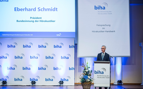 138 Fachkräfte schließen Ausbildung im Hörakustiker-Handwerk ab / Gesellenfreisprechung in modernem Gesundheitsberuf - Foto: presseportal.de