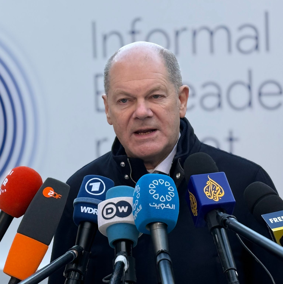 Wer einen Handelskrieg will, bekommt ihn, warnt der luxemburgische Regierungschef Luc Frieden. - Foto: Ansgar Haase/dpa