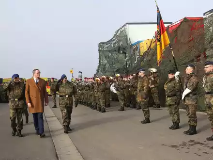 Wechsel an der Spitze des Bundeswehrzentralkrankenhauses Koblenz - Foto: presseportal.de