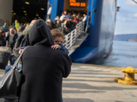 Hauptort von Santorini: Angst vor Erdrutschen. - Foto: Petros Giannakouris/AP/dpa