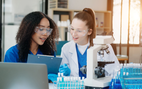 Neue Bachelorstudiengänge - Foto: Shutterstock über pressetext.de