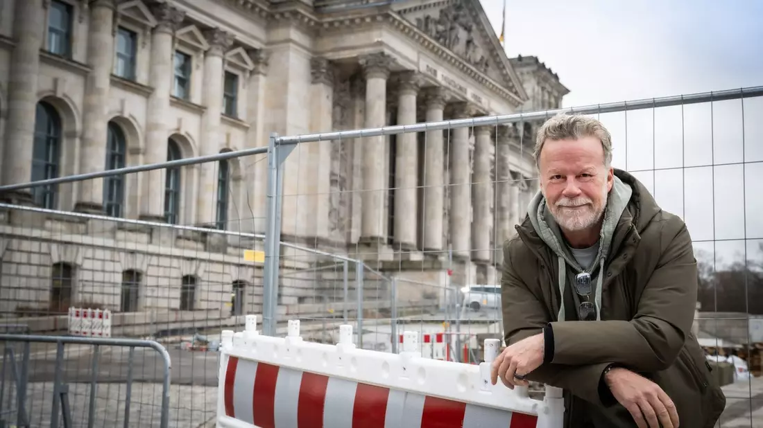 Jenke von Wilmsdorff JENKE. REPORT. Baustelle Deutschland - Wer repariert unser Land? - Bild: Joyn/Claudius Pflug, presseportal.de