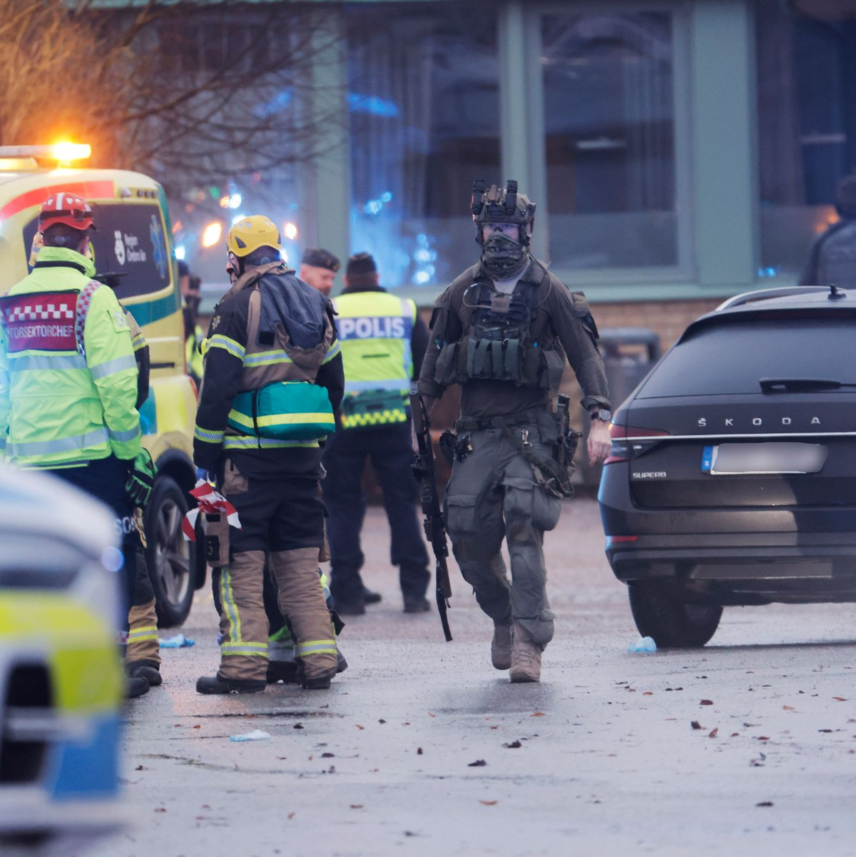 Die Polizei war im schwedischen Örebro im Großeinsatz. - Foto: Kicki Nilsson/TT News Agency/AP/dpa