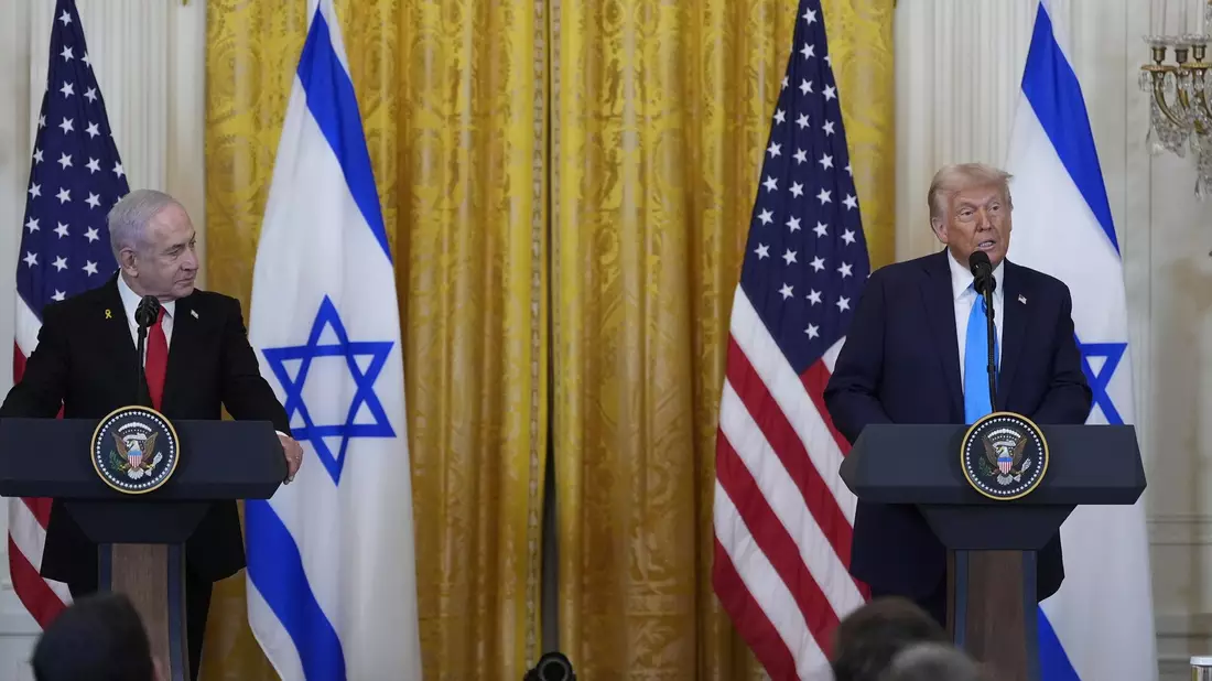Israels Premier Netanjahu und US-Präsident Trump gelten als enge Verbündete. (Archivbild) - Bild: Alex Brandon/AP/dpa