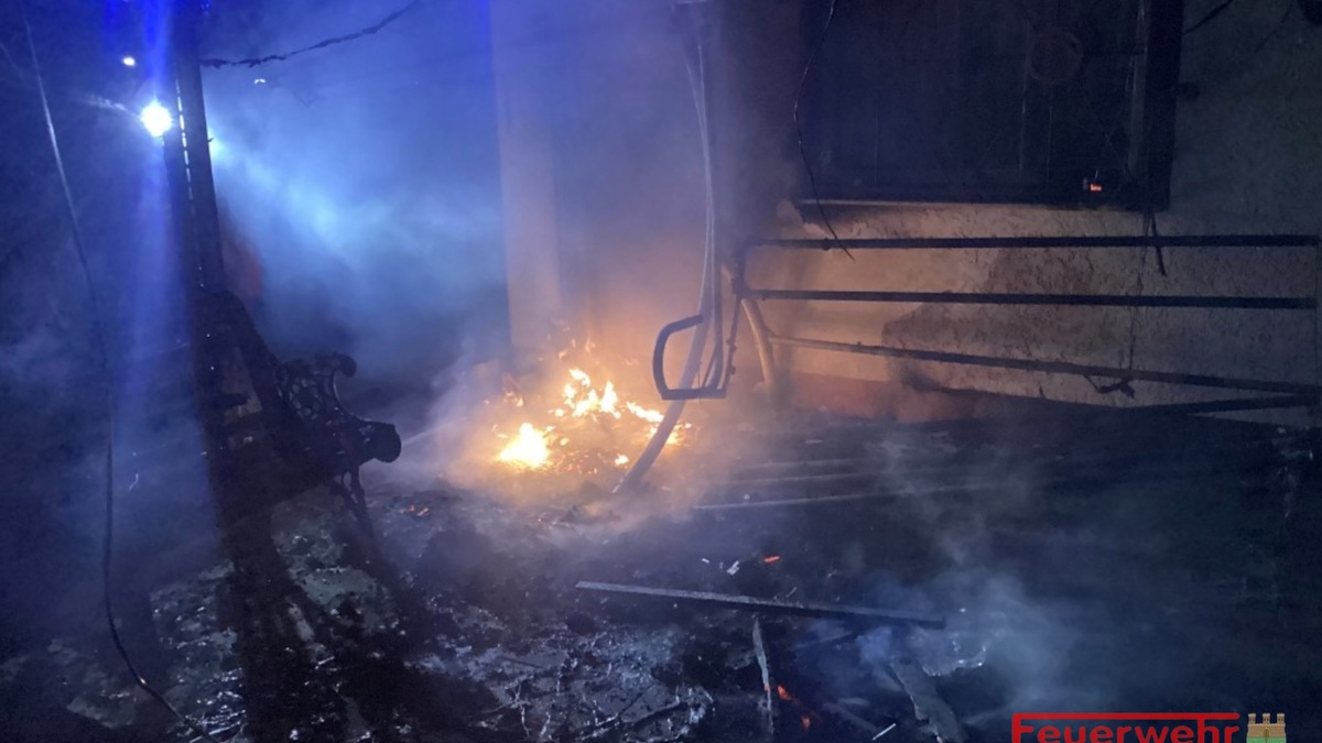 FW-RE: Zwei Brände erforderten schnelle Reaktionen, keine Verletzten! - Foto: presseportal.de