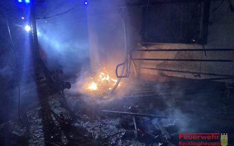 FW-RE: Zwei Brände erforderten schnelle Reaktionen, keine Verletzten! - Foto: presseportal.de