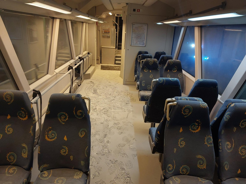 BPOL-HRO: Gefährliche Körperverletzung und Sachbeschädigung in der ODEG - Foto: presseportal.de