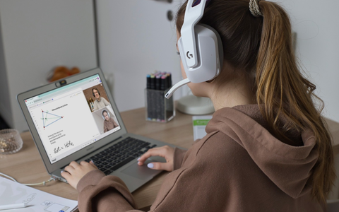 Studienkreis Online-Nachhilfe auf Platz eins - Stiftung Warentest: Nachhilfeinstitut erhält unter sieben Anbietern die höchste Bewertung - Foto: Studienkreis/B. Beuermann / Weiterer Text über ots und www.presseportal.de/nr/74867 / Die Verwendung dieses Bildes für redaktionelle Zwecke ist unter Beachtung aller mitgeteilten Nutzungsbedingungen zulässig und dann auch honorarfrei. Veröffentlichung aus