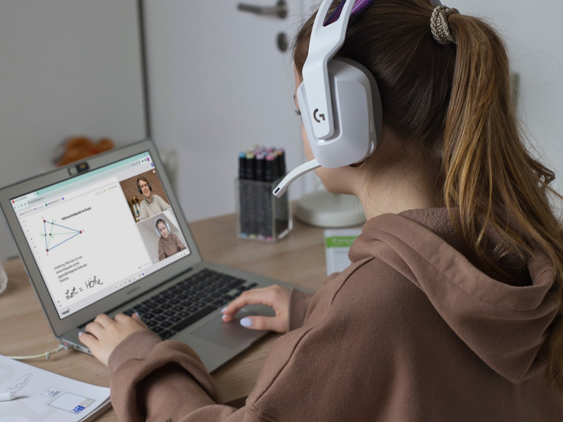 Studienkreis Online-Nachhilfe auf Platz eins - Stiftung Warentest: Nachhilfeinstitut erhält unter sieben Anbietern die höchste Bewertung - Foto: Studienkreis/B. Beuermann / Weiterer Text über ots und www.presseportal.de/nr/74867 / Die Verwendung dieses Bildes für redaktionelle Zwecke ist unter Beachtung aller mitgeteilten Nutzungsbedingungen zulässig und dann auch honorarfrei. Veröffentlichung aus