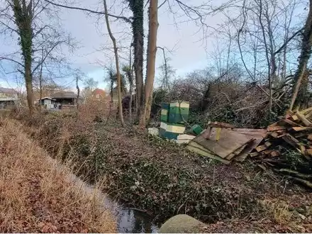 POL-HL: OH-Dahme / Unbekannte entsorgen mehrere Kubikmeter Müll nahe der Dahmer Au - Foto: presseportal.de