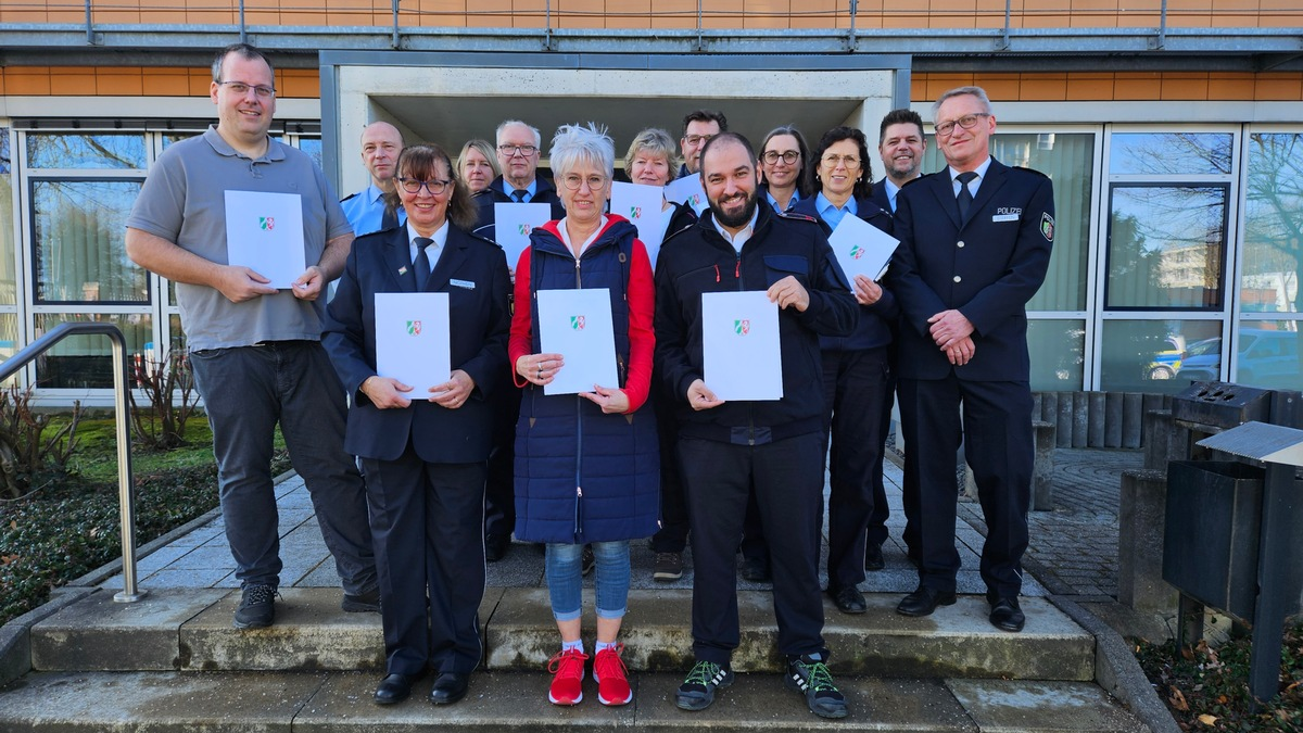 POL-DN: Ehrung für das Dürener 