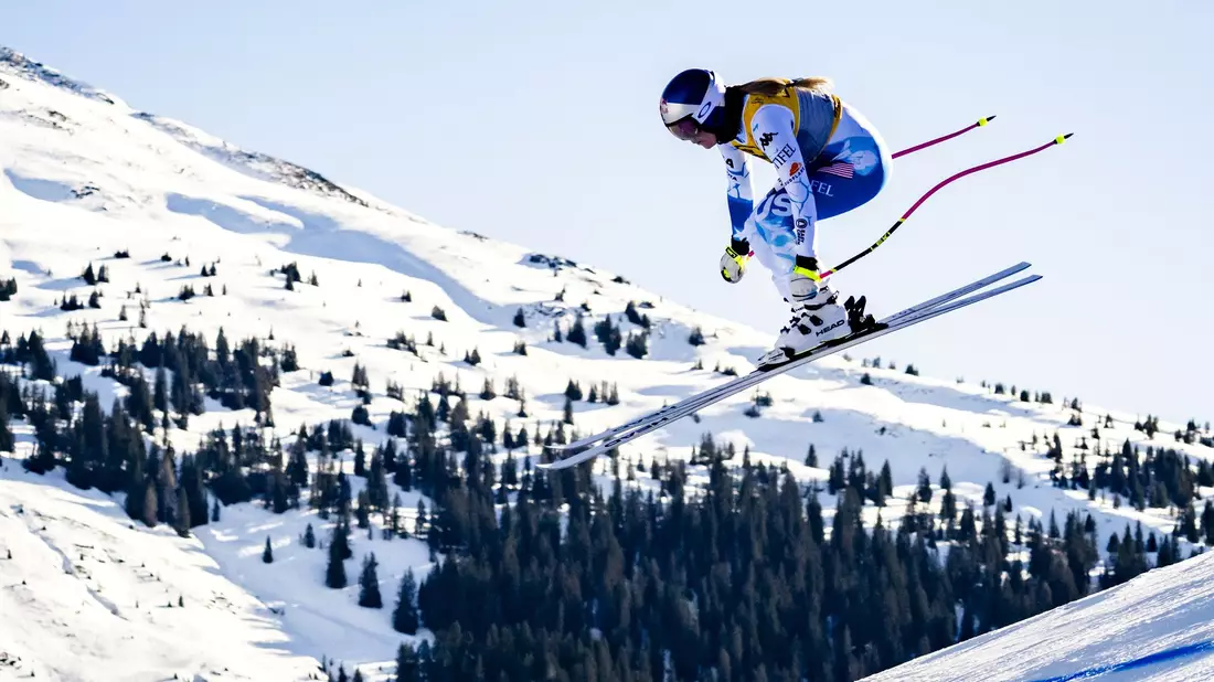 Lindsey Vonn bestreitet ihre achte WM. - Bild: Jean-Christophe Bott/KEYSTONE/dpa