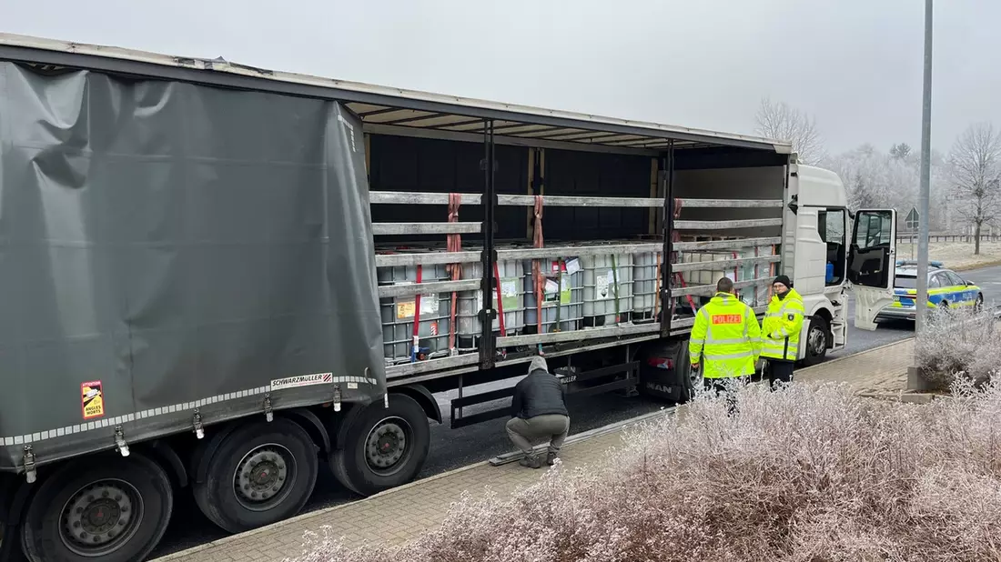 API-TH: Giftmülltransport gestoppt - Bild: presseportal.de