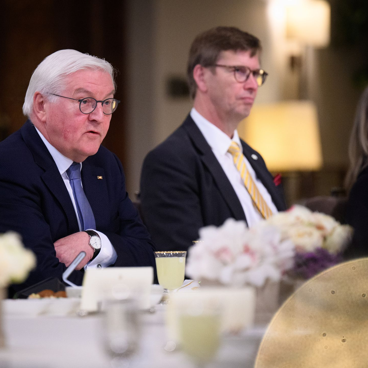 Steinmeier äußert sich skeptisch während einer Reise in der Region.  - Foto: Bernd von Jutrczenka/dpa